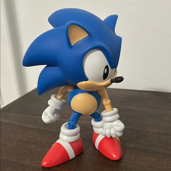 Sonic the Hedgehog Blue Action Figure - Picture 4 of 8